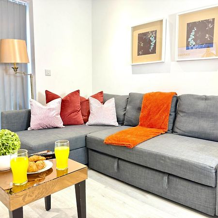 Hazel 1-Bedroom Cousy Flat, Parking, Wifi, Prime Location, Close To Blenheim Palace & Oxford Kidlington Ngoại thất bức ảnh