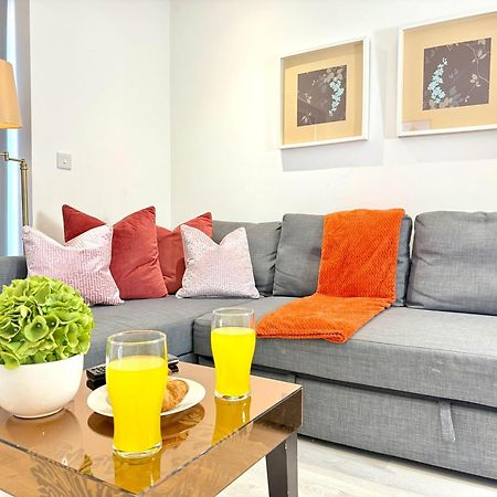 Hazel 1-Bedroom Cousy Flat, Parking, Wifi, Prime Location, Close To Blenheim Palace & Oxford Kidlington Ngoại thất bức ảnh