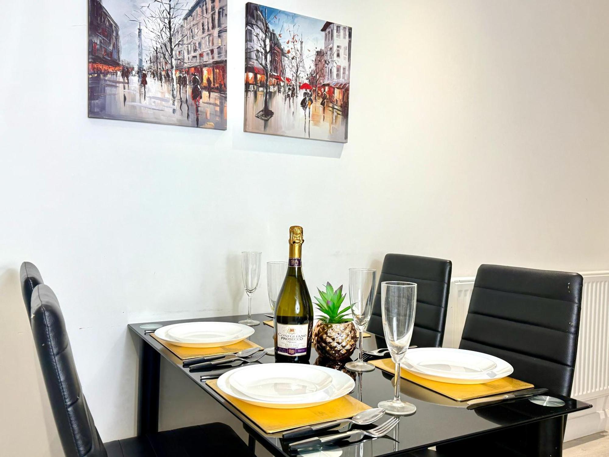 Hazel 1-Bedroom Cousy Flat, Parking, Wifi, Prime Location, Close To Blenheim Palace & Oxford Kidlington Ngoại thất bức ảnh